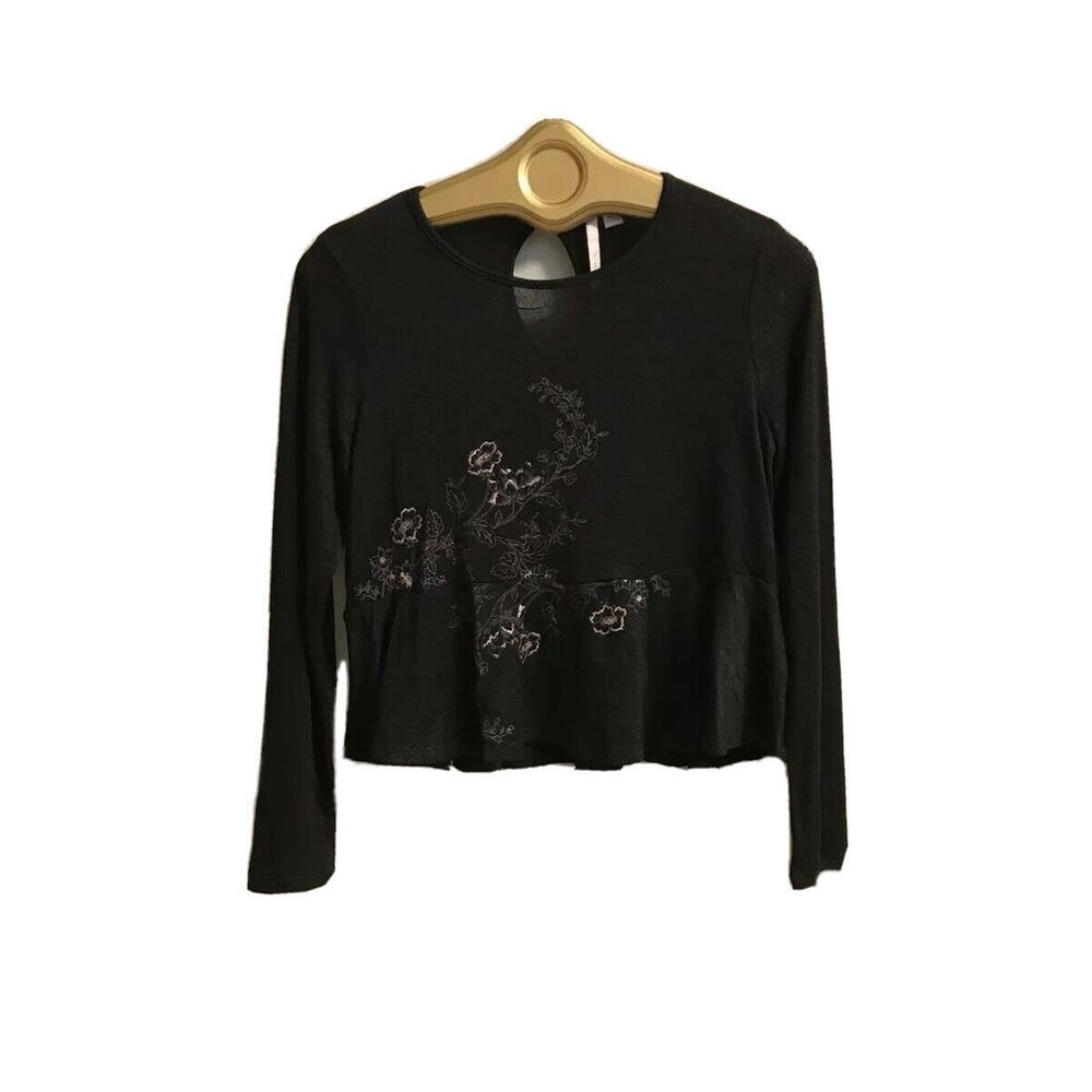 LC Lauren Conrad black ruffle hem embroidered blouse Top Sz S keyhole back